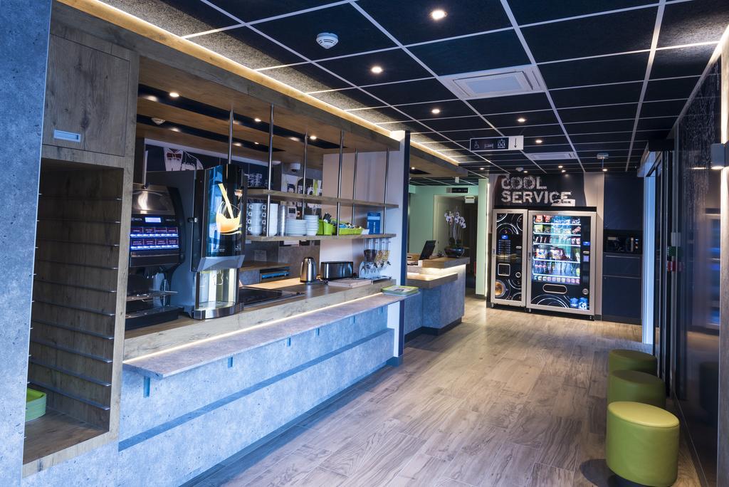 Ibis Budget Sallanches Exteriör bild
