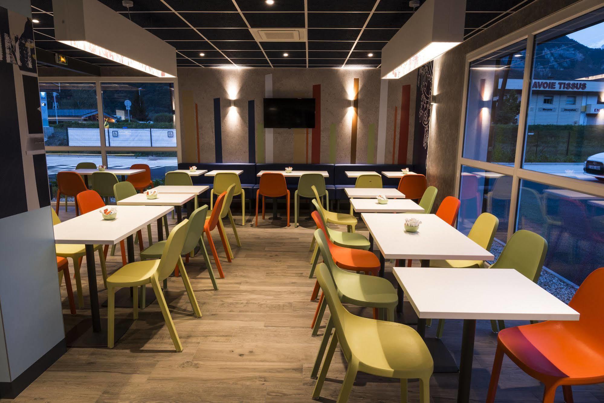 Ibis Budget Sallanches Exteriör bild